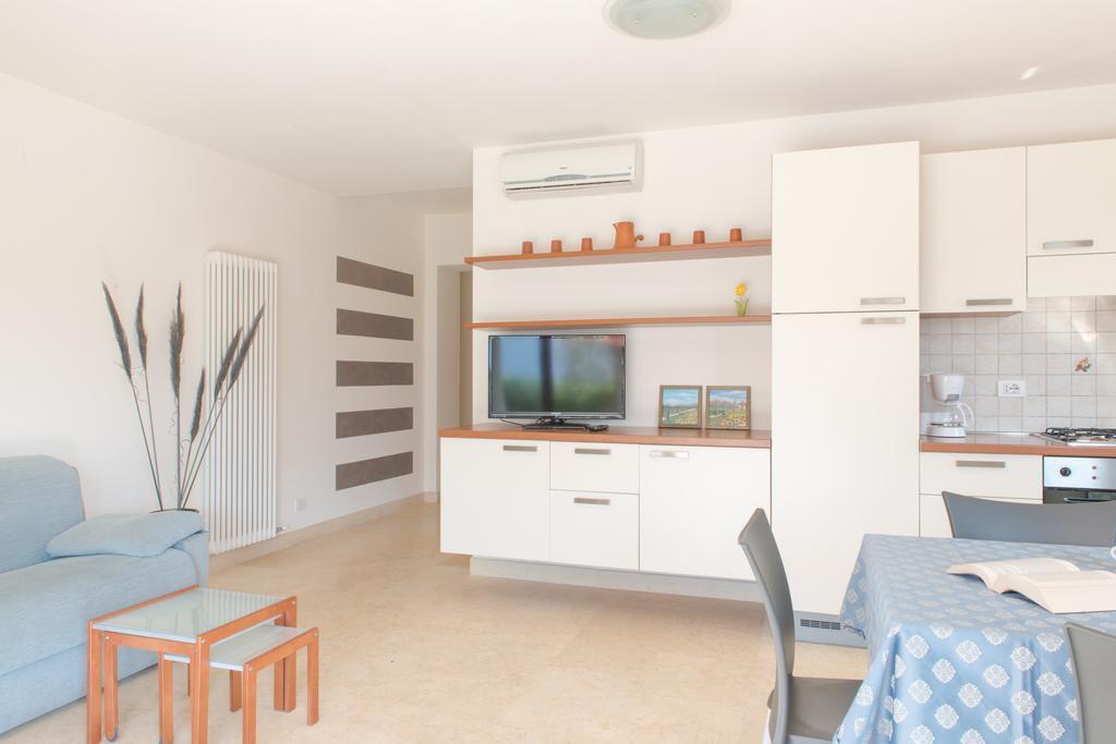 Villa Due Leoni - Residence Brenzone sul Garda Exterior photo
